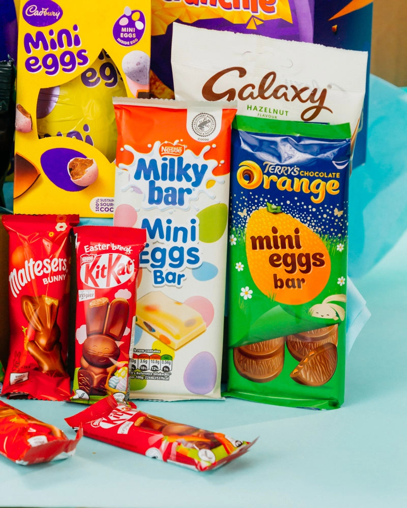 Worldwide candy deals box